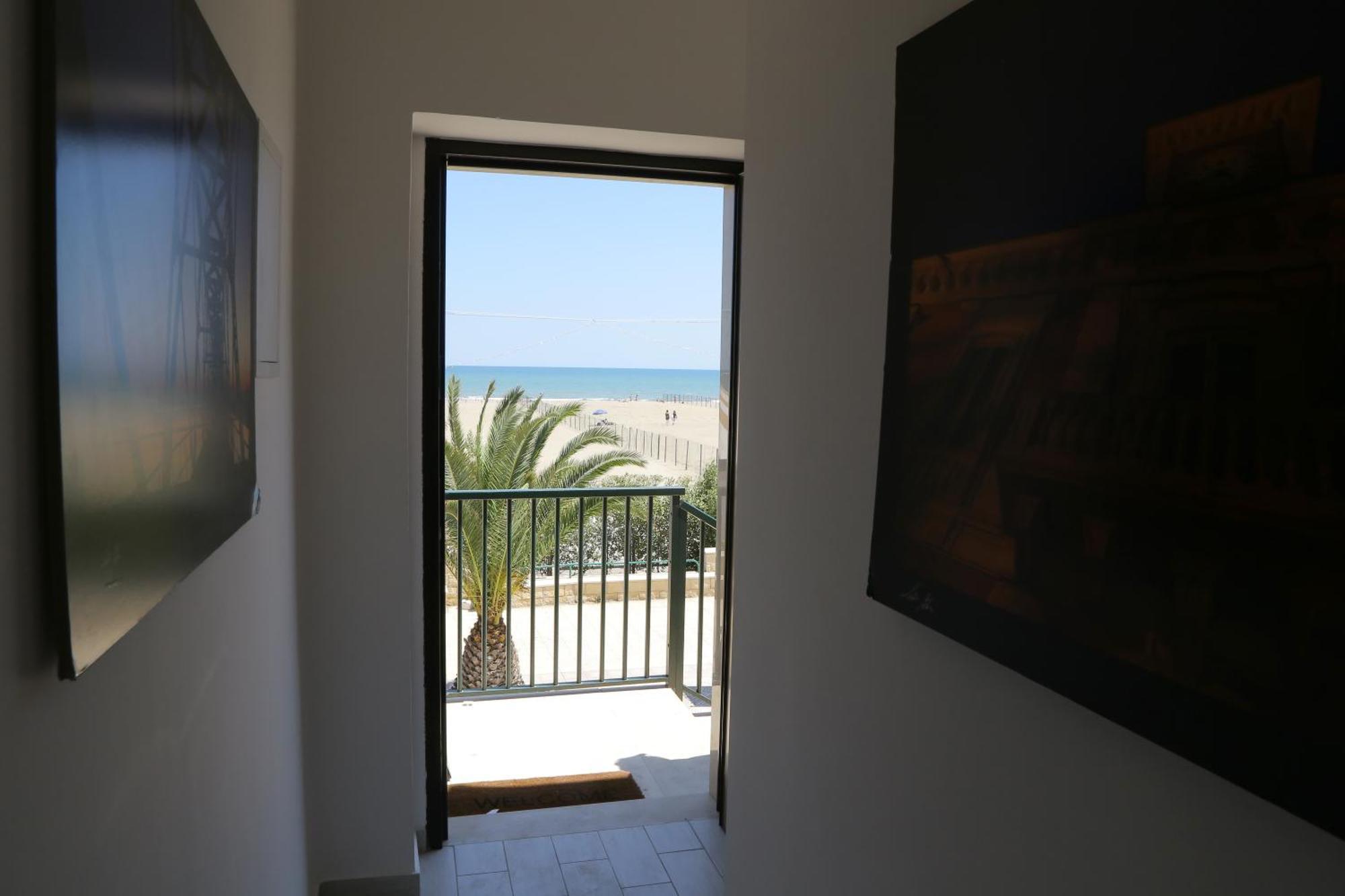 Rooms La Perla Del Mare Margherita Di Savoia Exterior foto